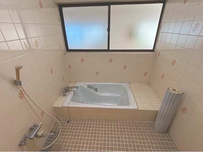 上富田町売中古住宅　朝来