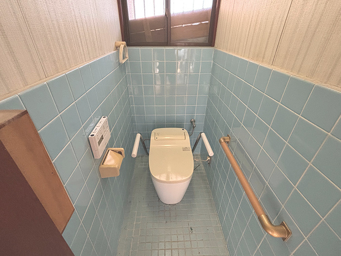 上富田町売中古住宅　朝来