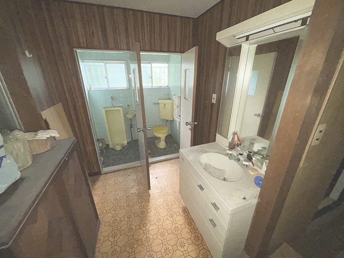 田辺市芳養松原二丁目　売り中古住宅