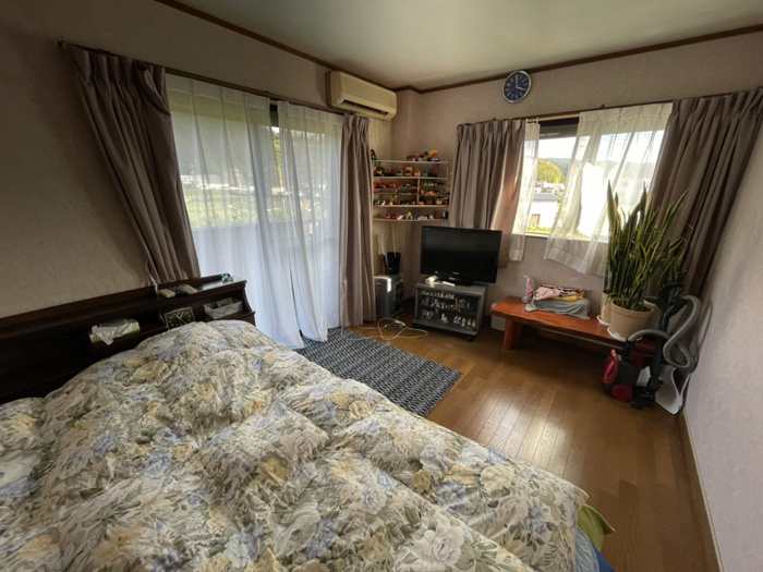 売店舗付中古住宅　上富田町岩田