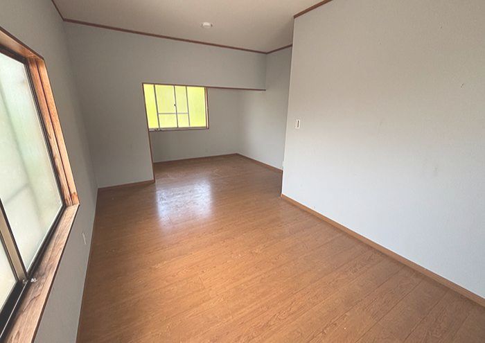 上富田町売中古住宅　岩田