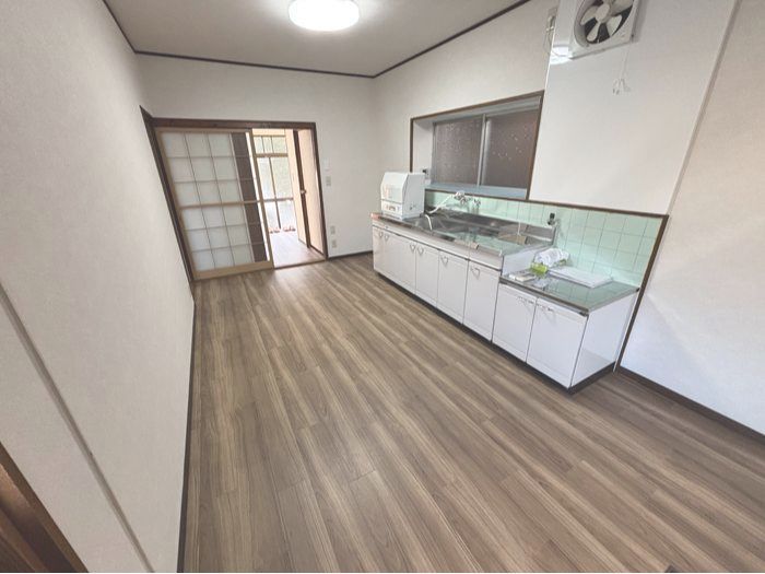 上富田町売中古住宅　朝来
