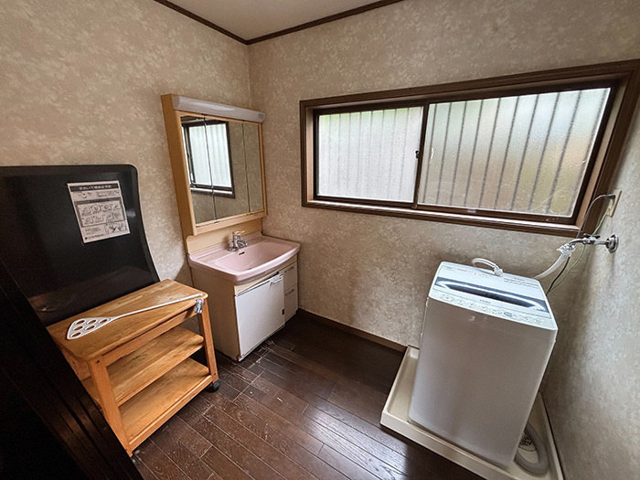 上富田町売中古住宅　朝来