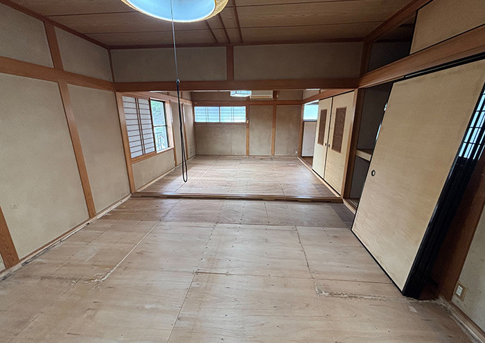 上富田町売中古住宅　朝来