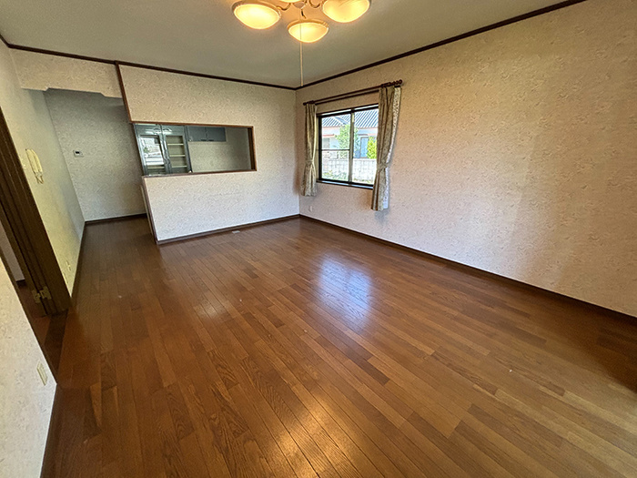 上富田町売中古住宅　朝来