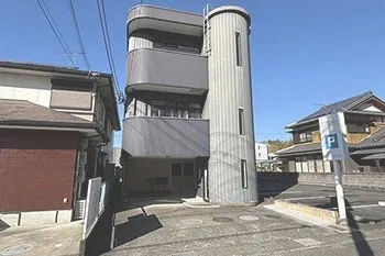 賃貸テナント（店舗・事務所）：稲成　IZビル2階