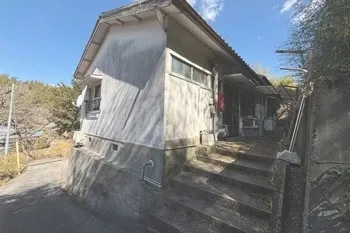 賃貸アパート ：中万呂 平家連棟一番奥