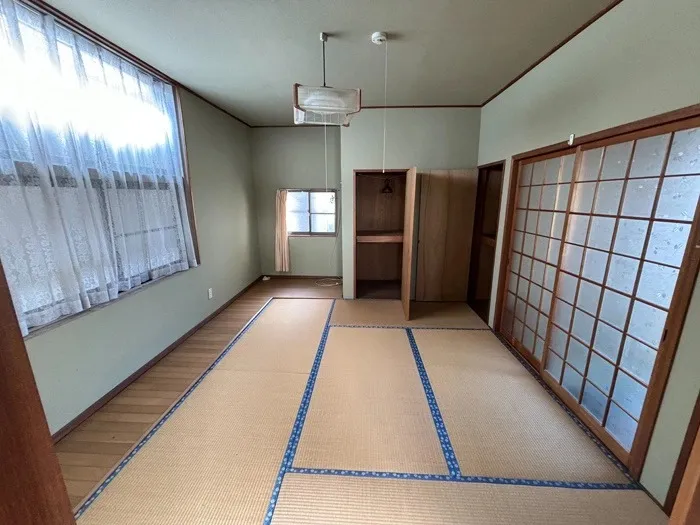 賃貸アパート：高雄 3階建 2階部分