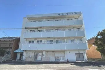 賃貸アパート：リバーサイド海 103号室